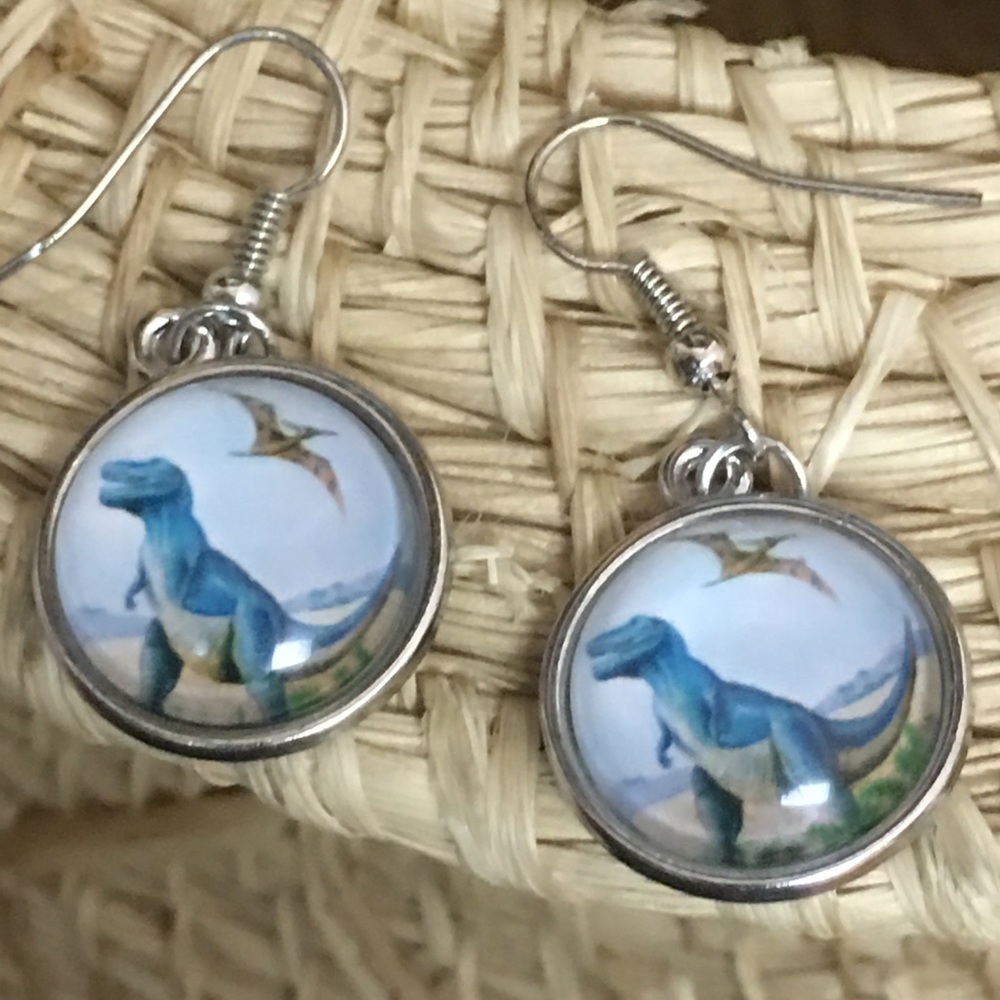 Dinosaur 🦖 earrings